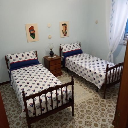 Casa Blu Oltremare Villa SantʼAntìoco Eksteriør bilde