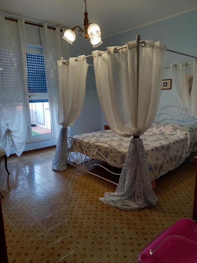 Casa Blu Oltremare Villa SantʼAntìoco Eksteriør bilde